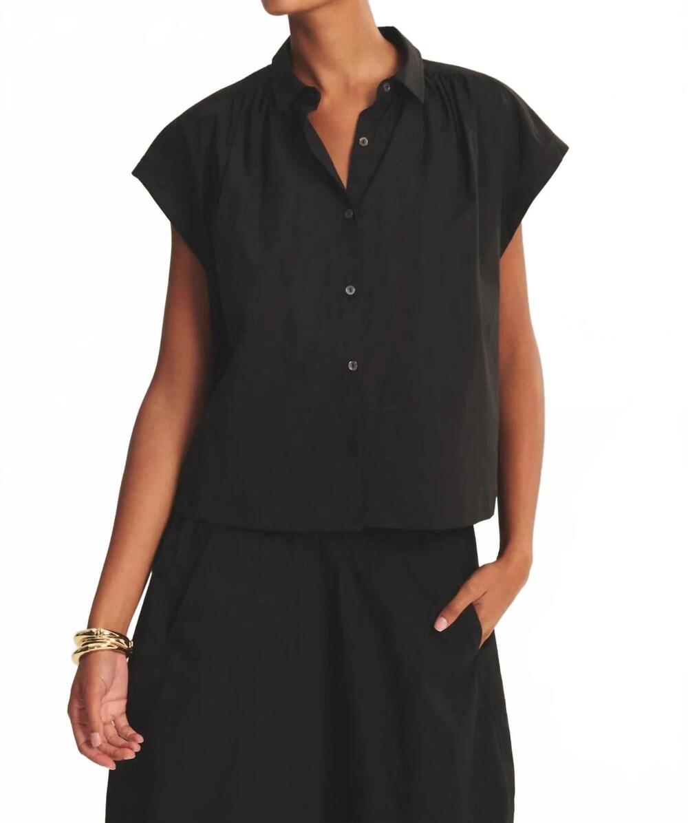 NEW VELVET BY GRAHAM & SPENCER arlend top in black